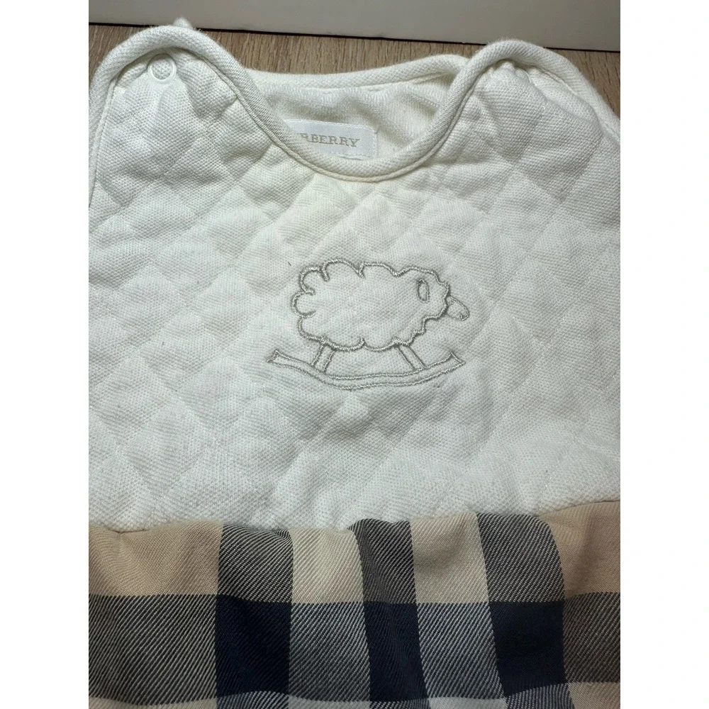 Burberry Nova Check Baby Nest Sleeping Bag Sz T0